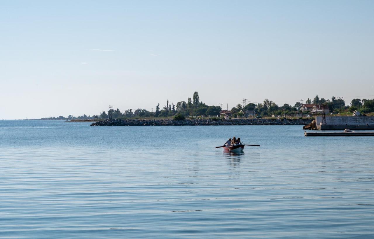 Light Blue Hotel Nea Kallikrateia Экстерьер фото